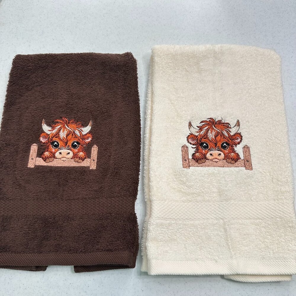 Highland Cow Towels Embroidered Hand Towel Set Beige Brown Cute Bathroom Decor